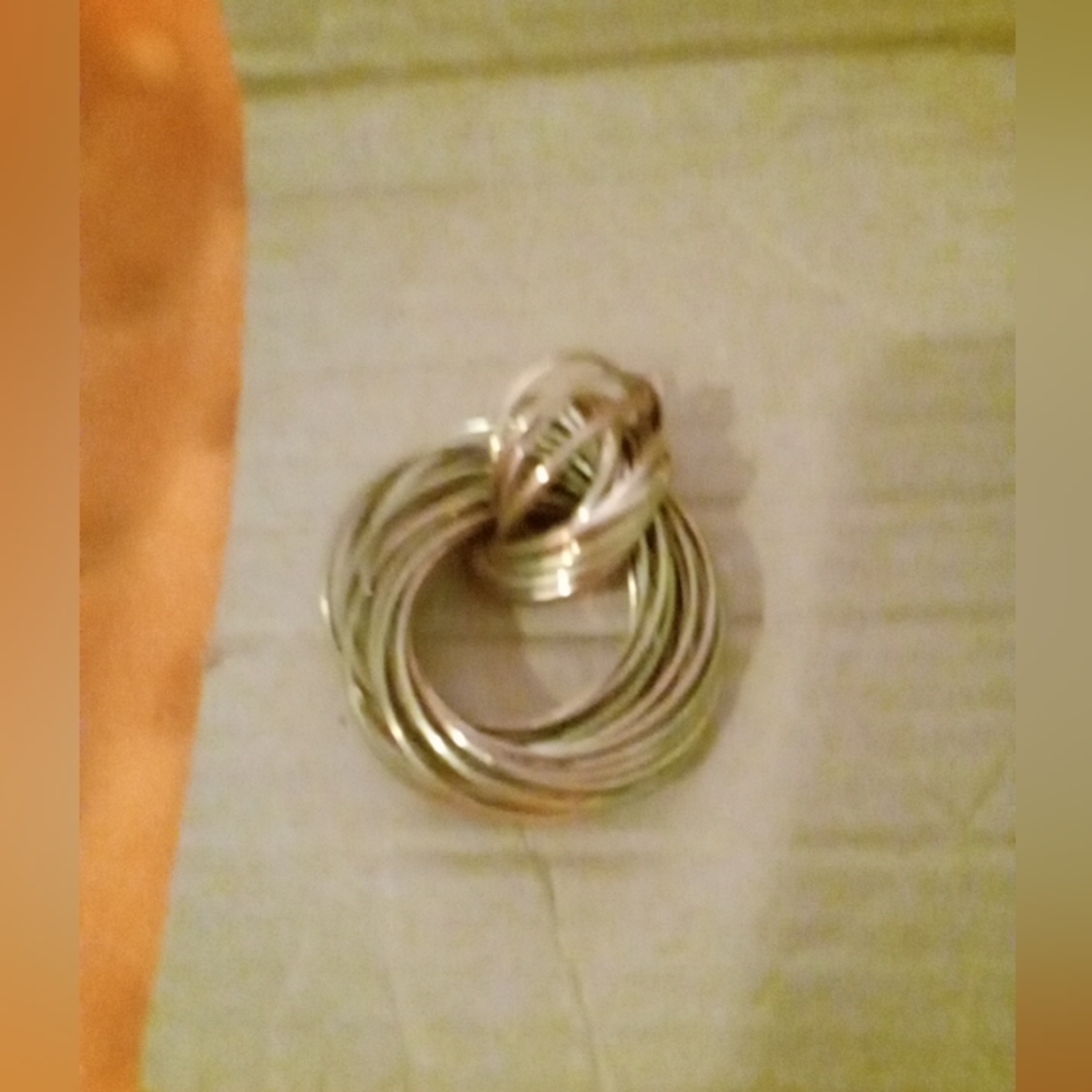 VINTAGE 90's ENTERNITY CIRCLES ADD ON PIECE FOR NECKLACEWILL TAKE OFFERS